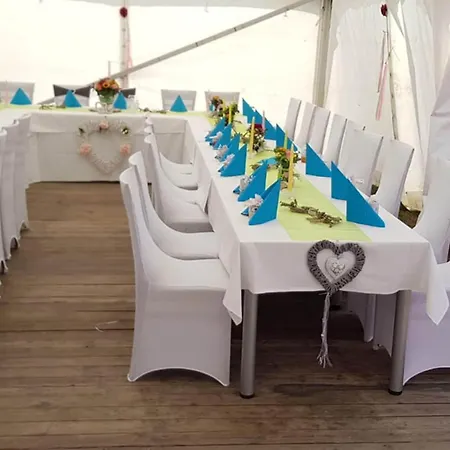 Apartment Family In Bleyen-genschmar Genschmar